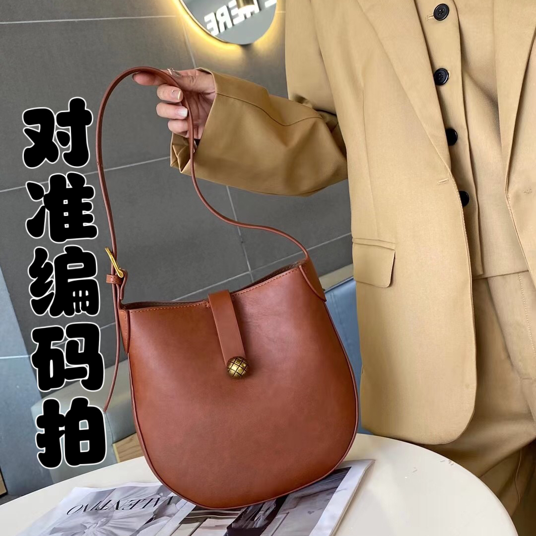 喜格格女包C351-C400斜挎包单肩包显眼包水桶包百搭时尚气质包包