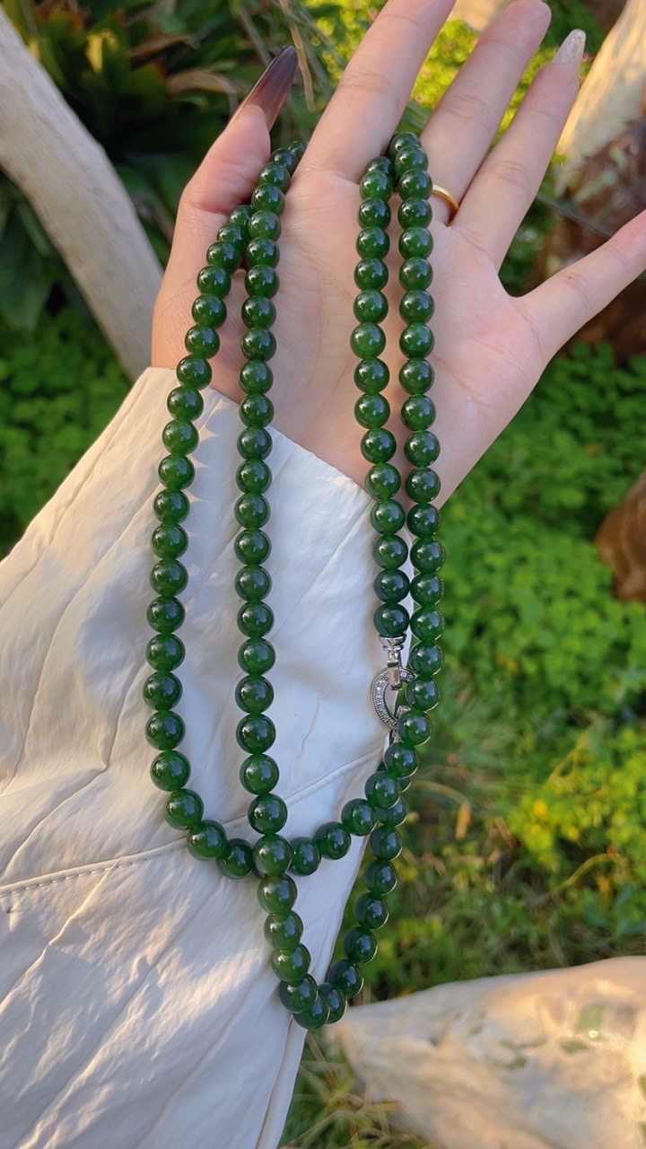 收藏级碧玉卡8mm108颗辣绿毛衣链无黑点