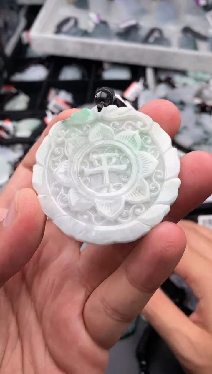 【闪购商品】翡翠颈饰未镶嵌天然翡翠 一物一图