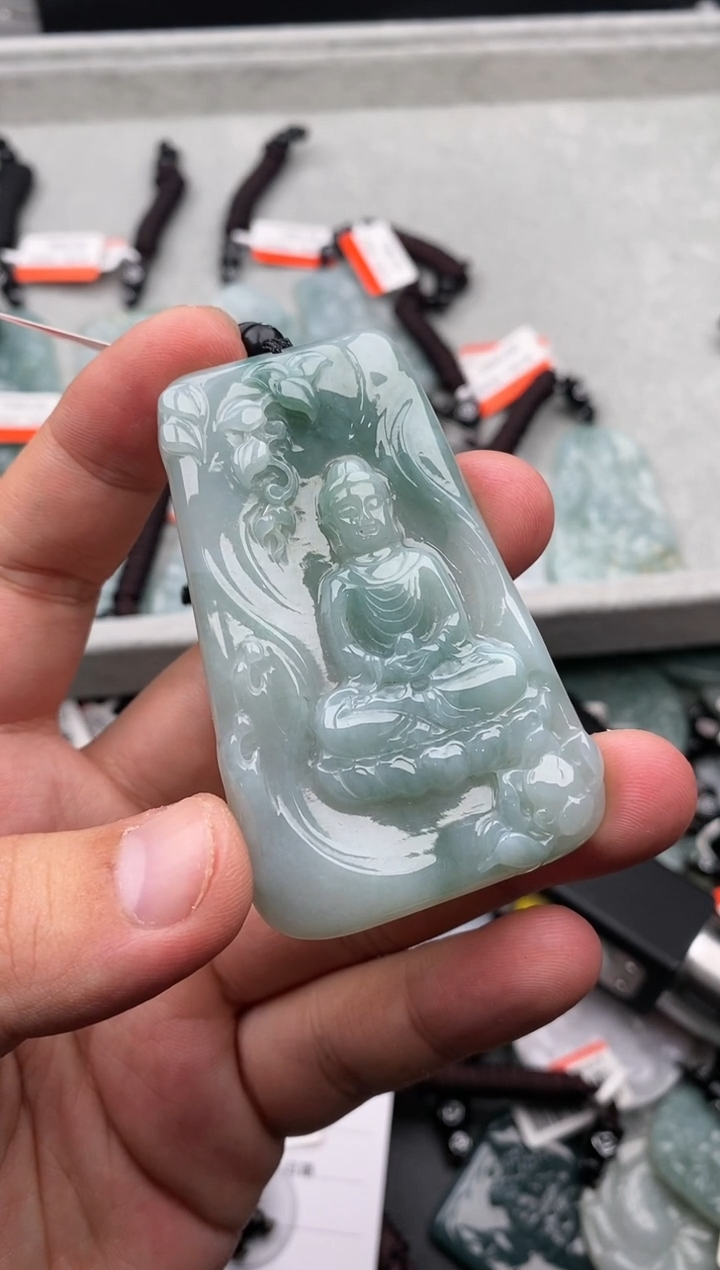 【闪购商品】翡翠颈饰未镶嵌天然翡翠 一物一图