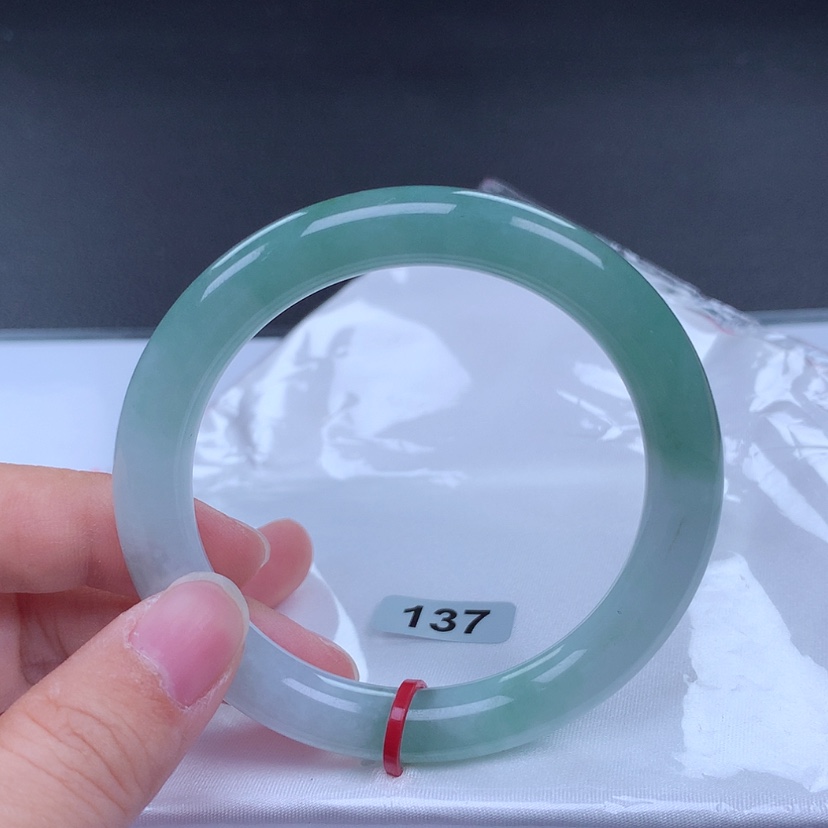 【闪购商品】翡翠手镯未镶嵌100085