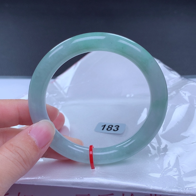 【闪购商品】翡翠手镯未镶嵌000159