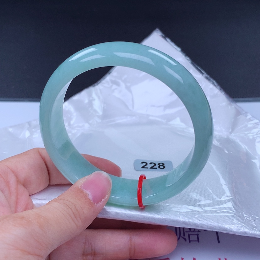 【闪购商品】翡翠手镯未镶嵌颜*100337