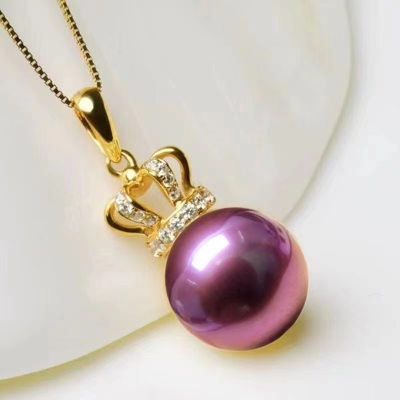 正圆强光闪电蓝莓紫王冠吊坠