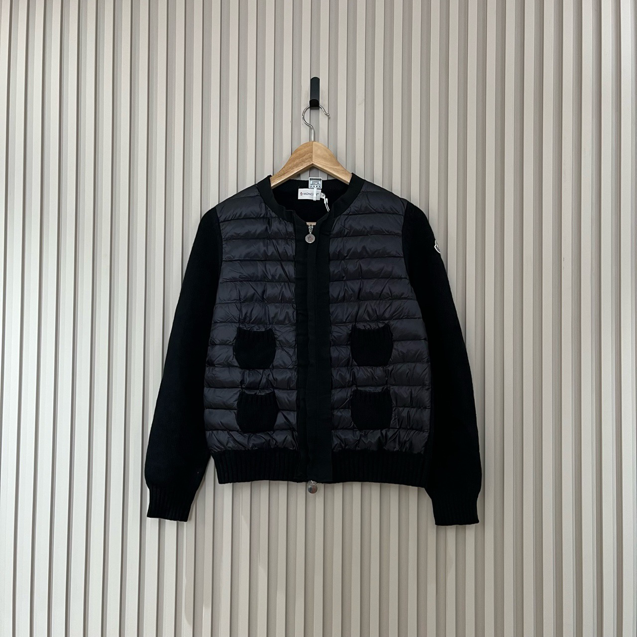 Moncler Maglione黑色羊绒针织拼接羽绒服/l码/98新/13880