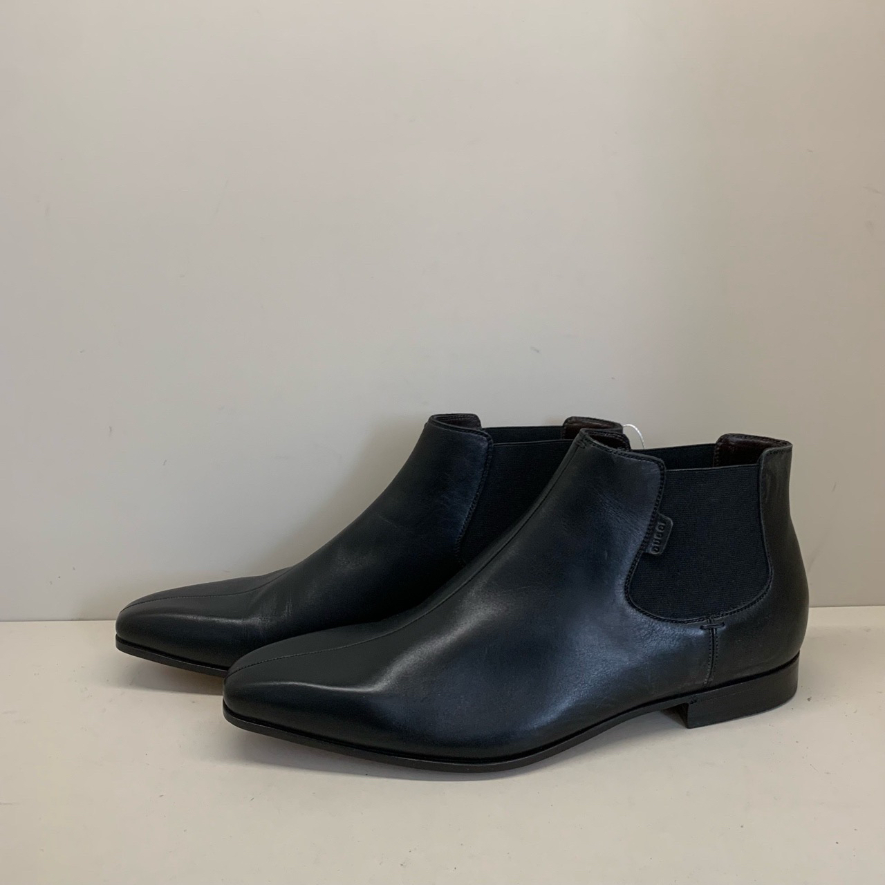 Gucci黑色尖头拼接皮鞋/41码/存放品/13219