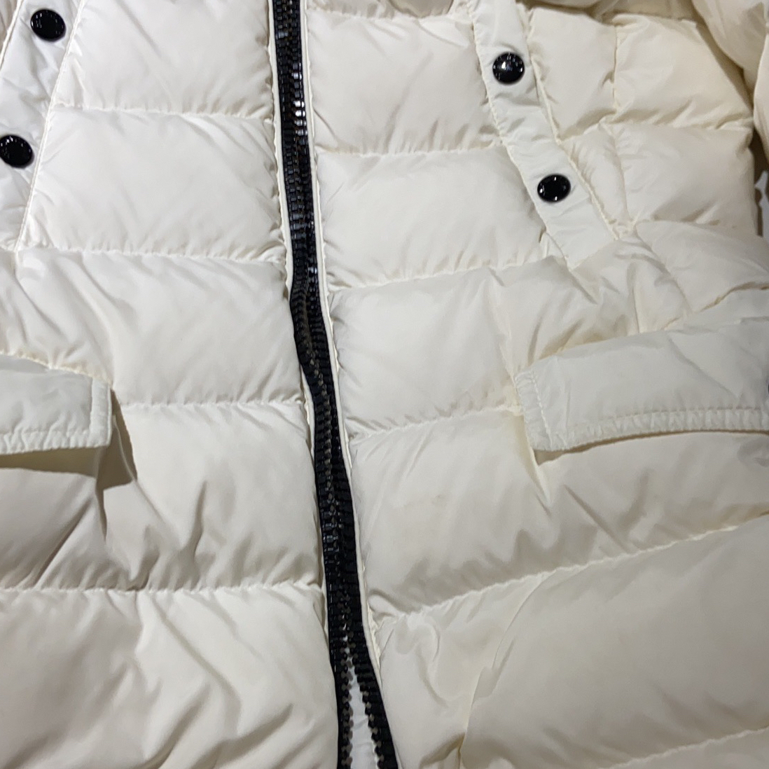 Moncler Clion米白色徽标连帽羽绒服/1码/99新/11479