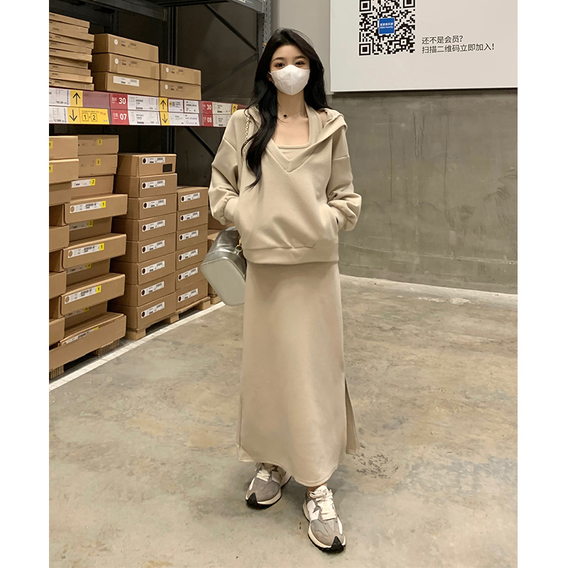 大码女装韩版胖MM宽松显瘦纯色连帽上衣秋季简约休闲连衣裙两件套