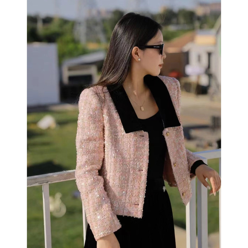 M1699气质百搭黑色领设计粉色小香外套  衣长50 款号S52383