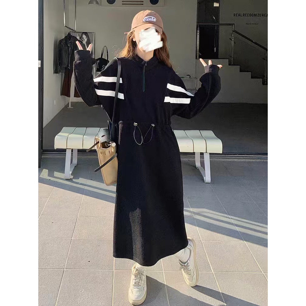 韩版休闲减龄黑色连衣裙女2025春秋季新款设计感宽松显瘦卫衣长裙