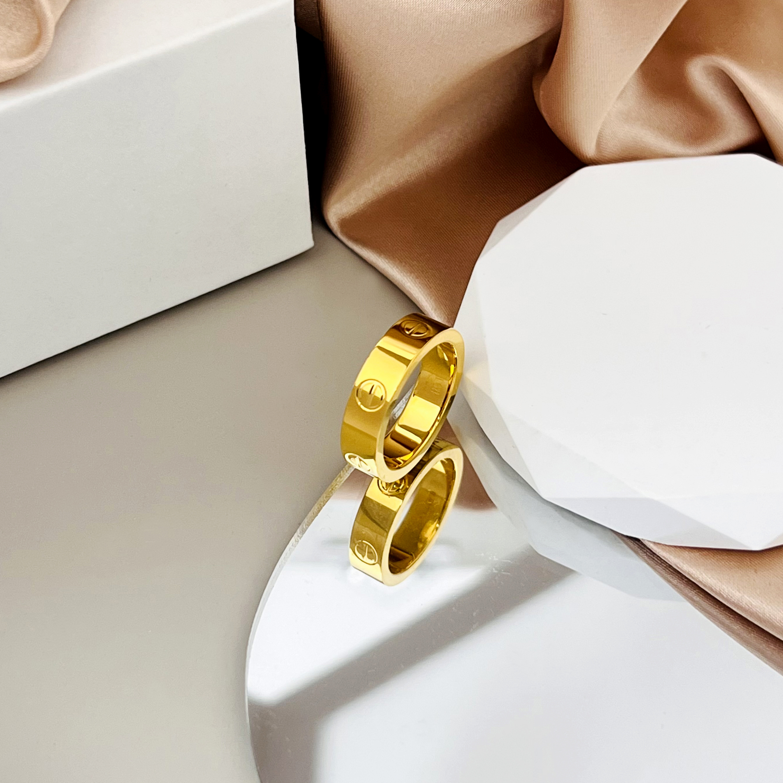 足银戒指 卡家戒指