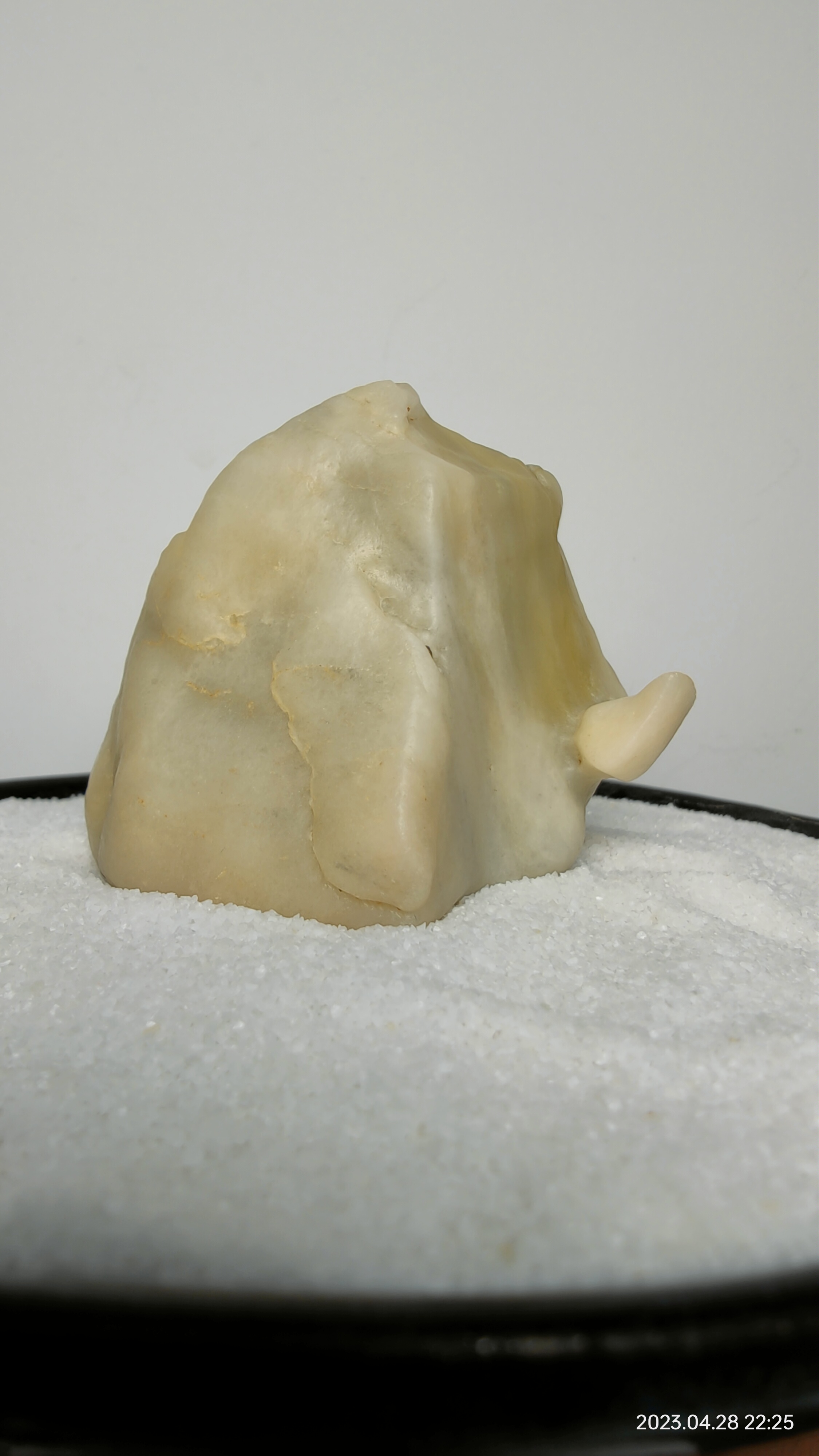 新疆地表戈壁石景观