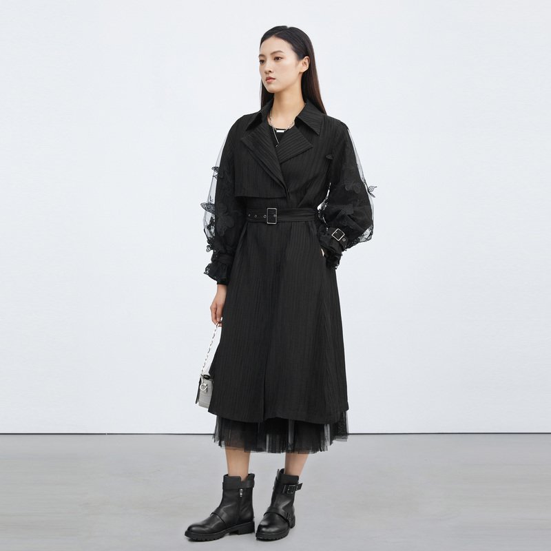 S·DEER圣迪奥时尚个性收腰绣花网纱褶皱中长款风衣外套S223Z1822