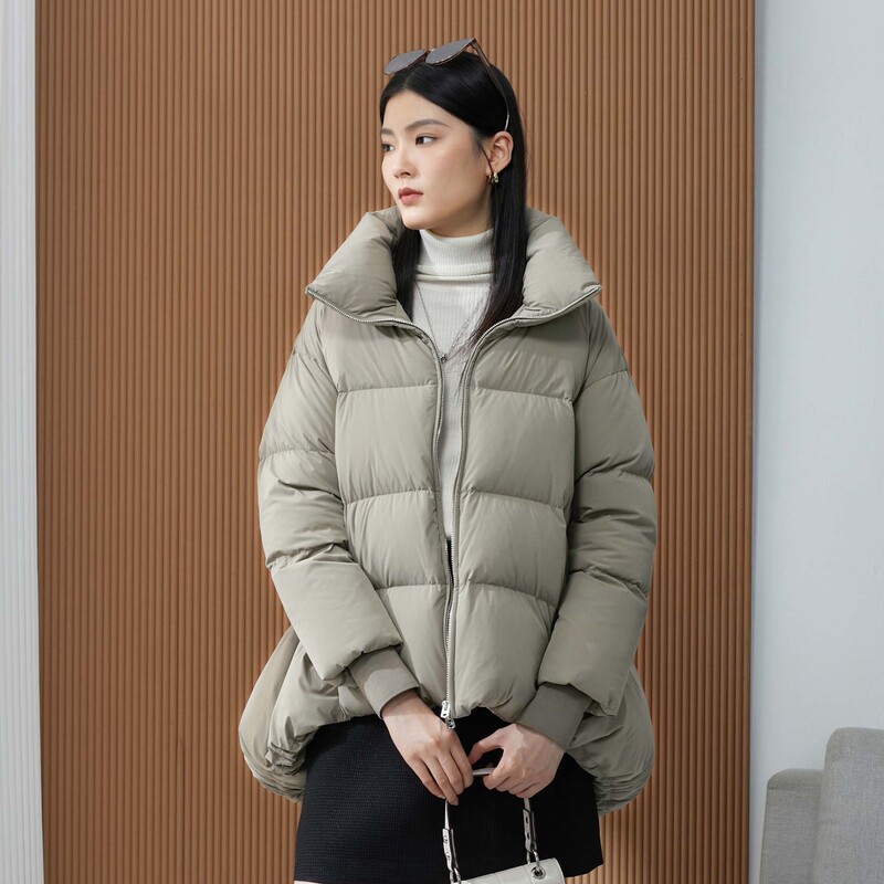 S·DEER圣迪奥女装百搭韩版时尚高领宽松茧型短款羽绒服S22483105