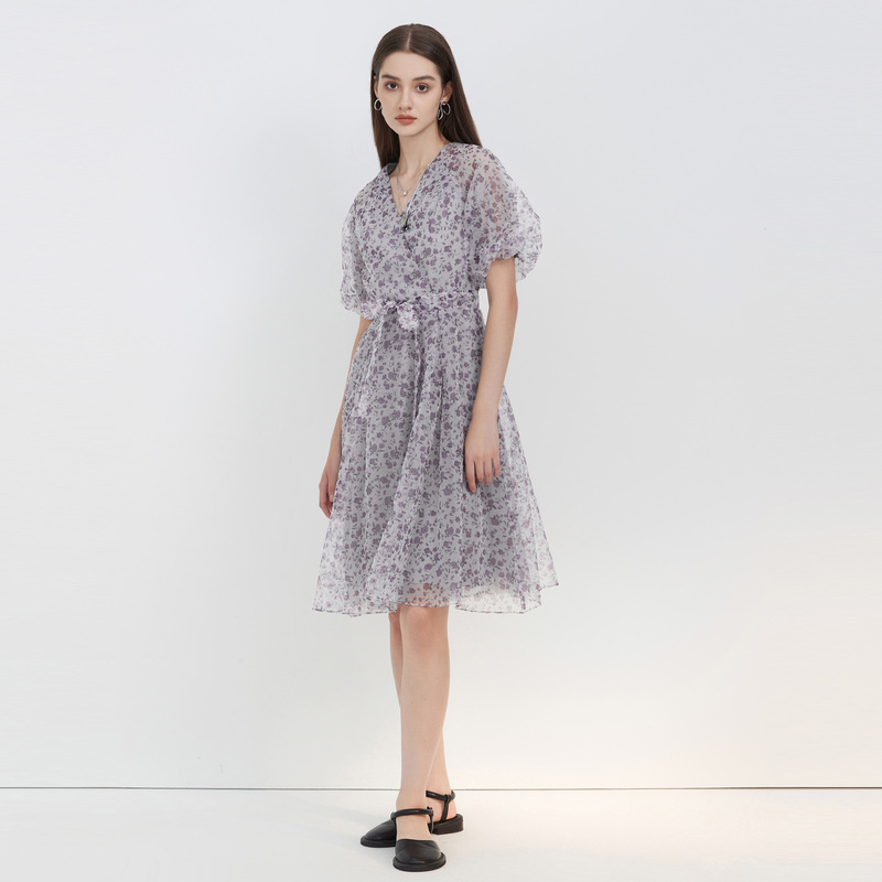 S·DEER圣迪奥女装V领时尚碎花收腰泡泡袖设计师款连衣裙S223Z12Y3