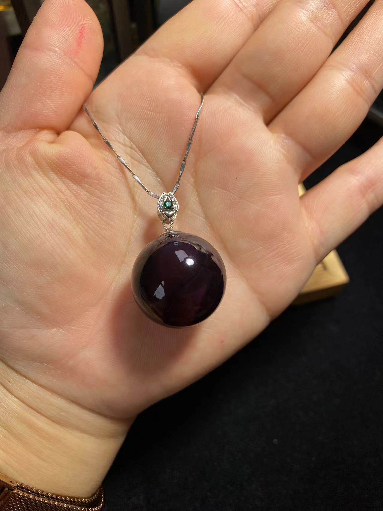 22+棕珀黑加仑锁骨吊坠