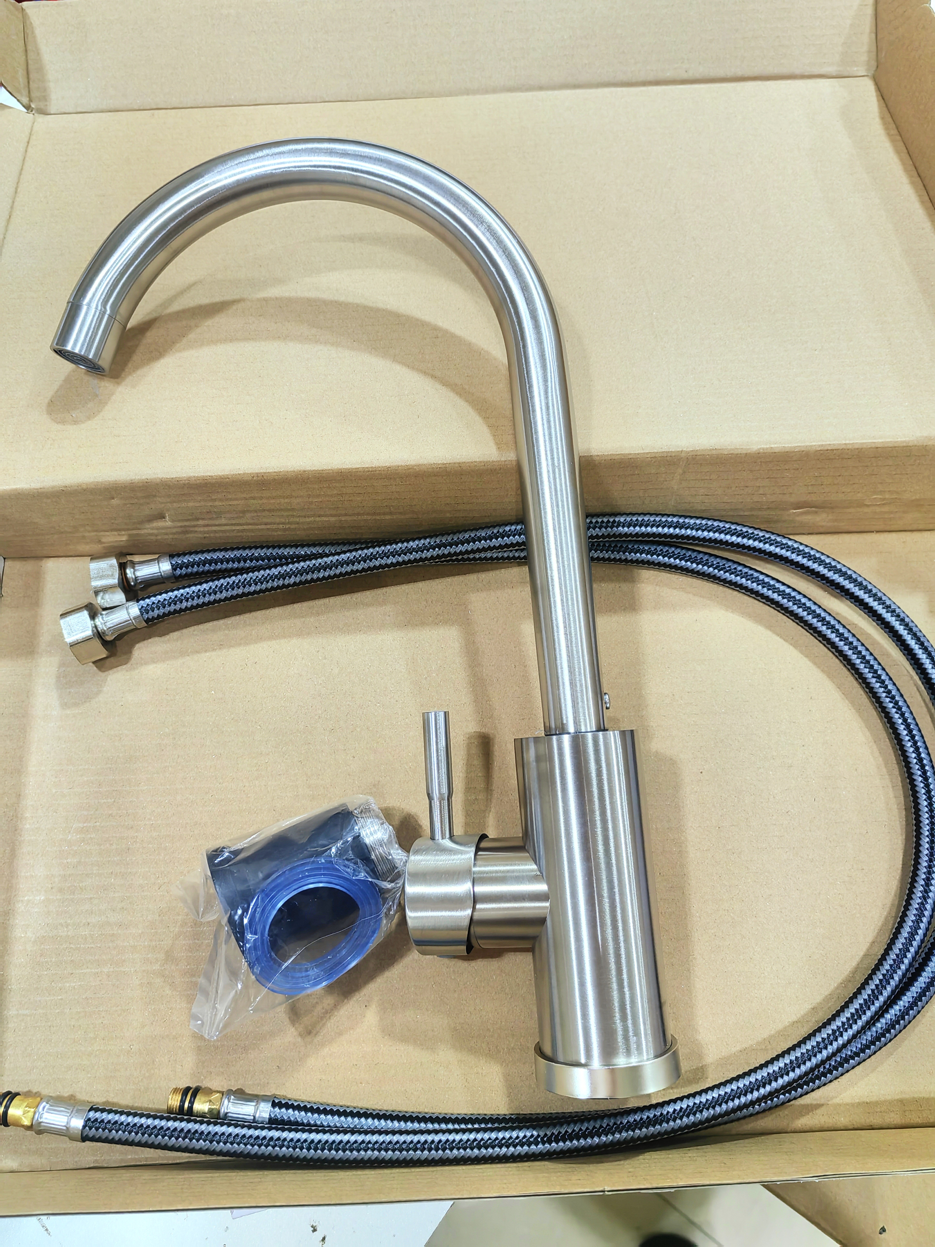 高档水龙头库存处理