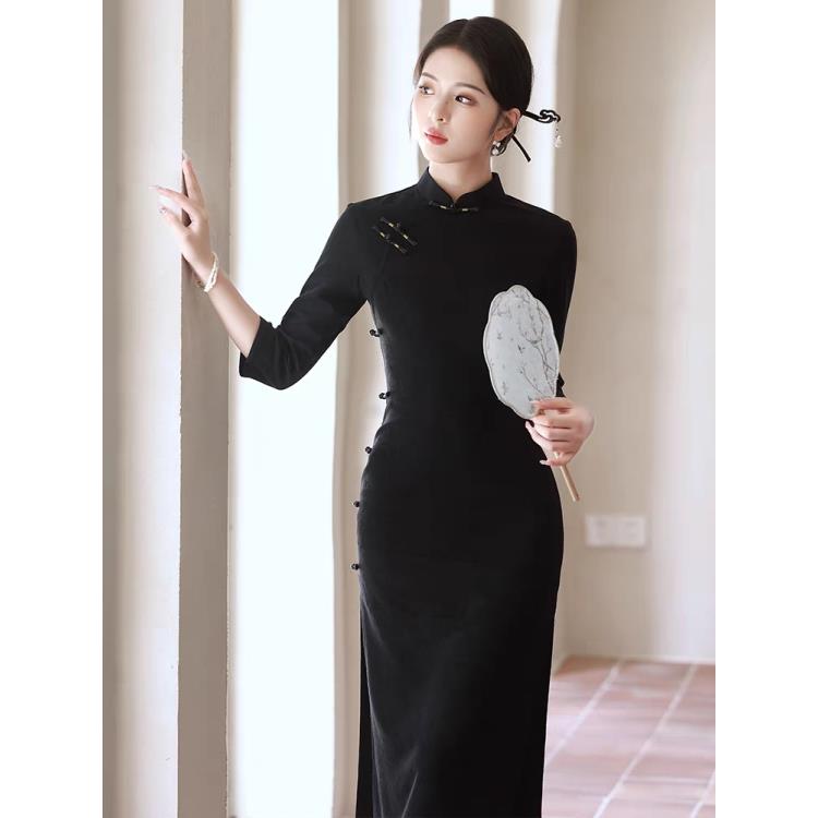 黑色旗袍长袖2025新款冬季女修身显瘦年轻气质高端新中式加绒加厚