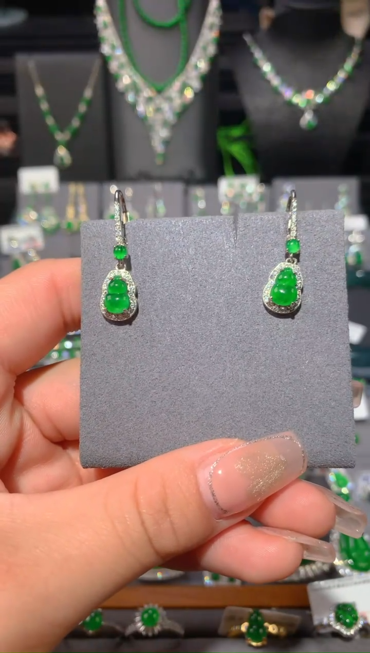 【闪购商品】翡翠耳饰银S925镶嵌葫芦