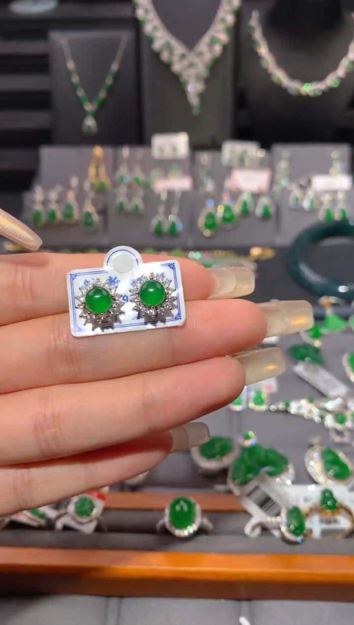 【闪购商品】翡翠耳饰银S925镶嵌蛋面