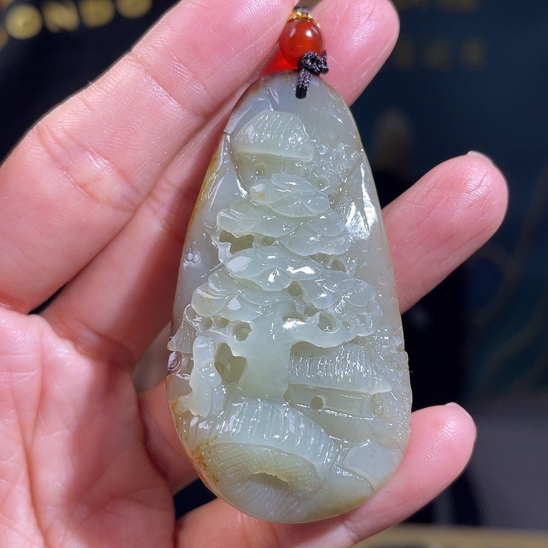 和田玉颈饰未镶嵌