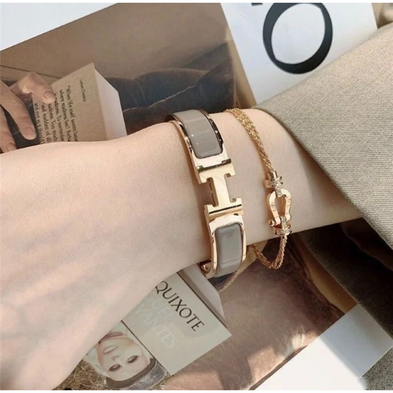 围巾 轻奢百搭复古小众 H手 气质时尚窄版简约经典