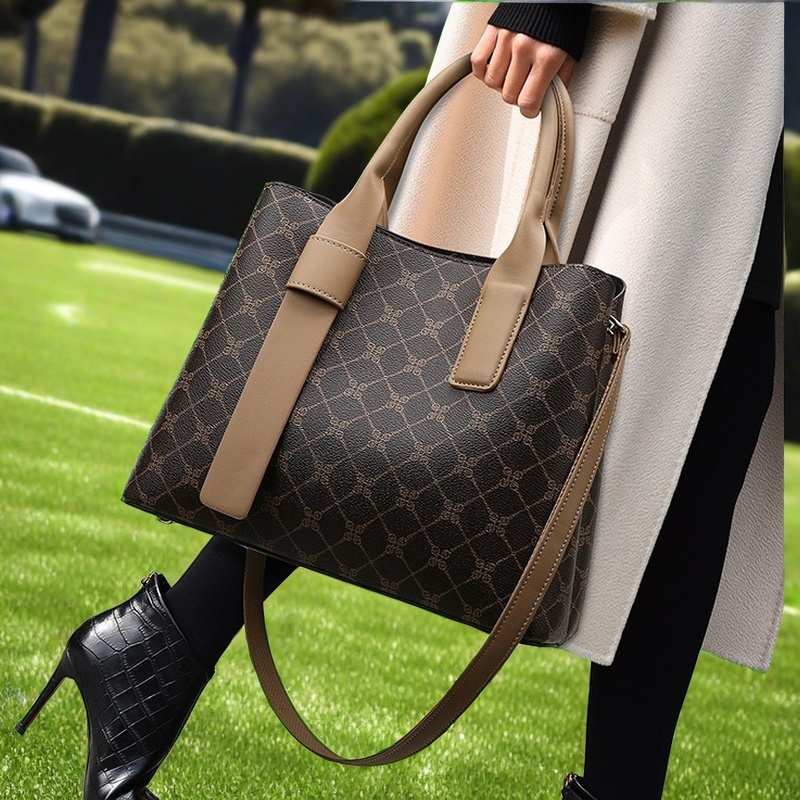 情人节生日礼物送老婆送给女朋友妈妈礼品高档女士包包惊喜礼盒装