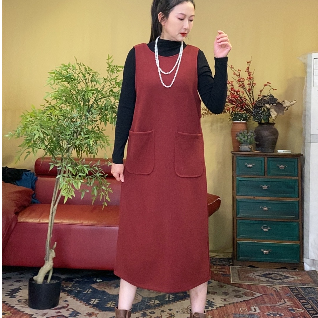 新V领秋冬时髦洋气背心裙宽松大码简约马甲裙百搭长款打底背带裙