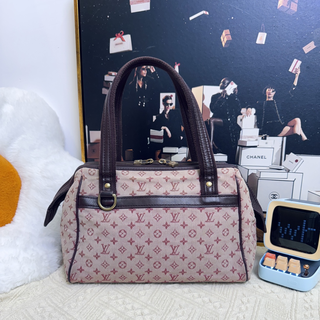 95新 LV 【老板娘专属】丹宁帆布手提包 尺寸：29x27x10 7798649