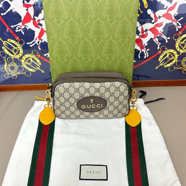 95新 GUCCI/古驰 GUCCI古驰 虎头相机包尺寸24x13x7 编码 9153070