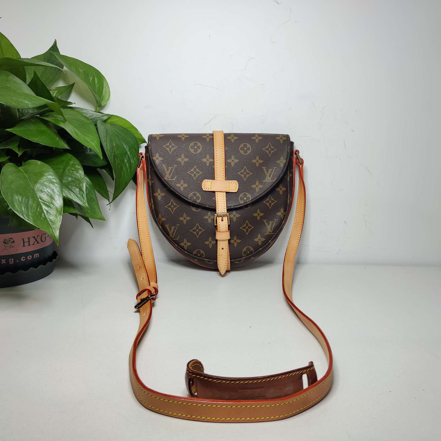 95新 LV 时尚百搭经典单肩盾牌包23*20【中古精选】7920617