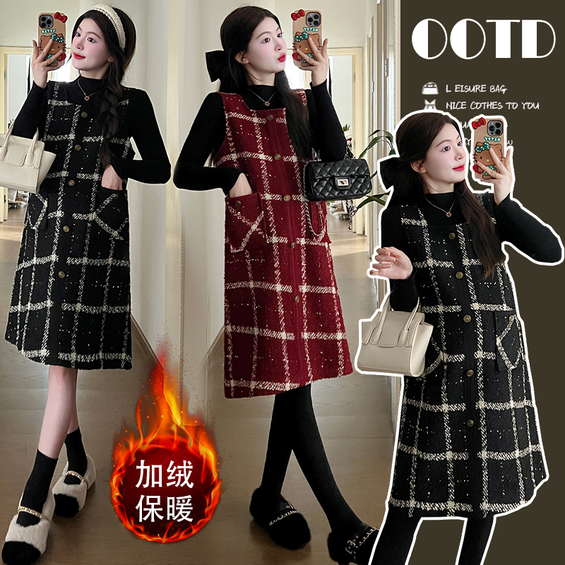 孕妇装秋冬2024年新款新年红格子小香风加绒背带连衣裙+毛衣套装