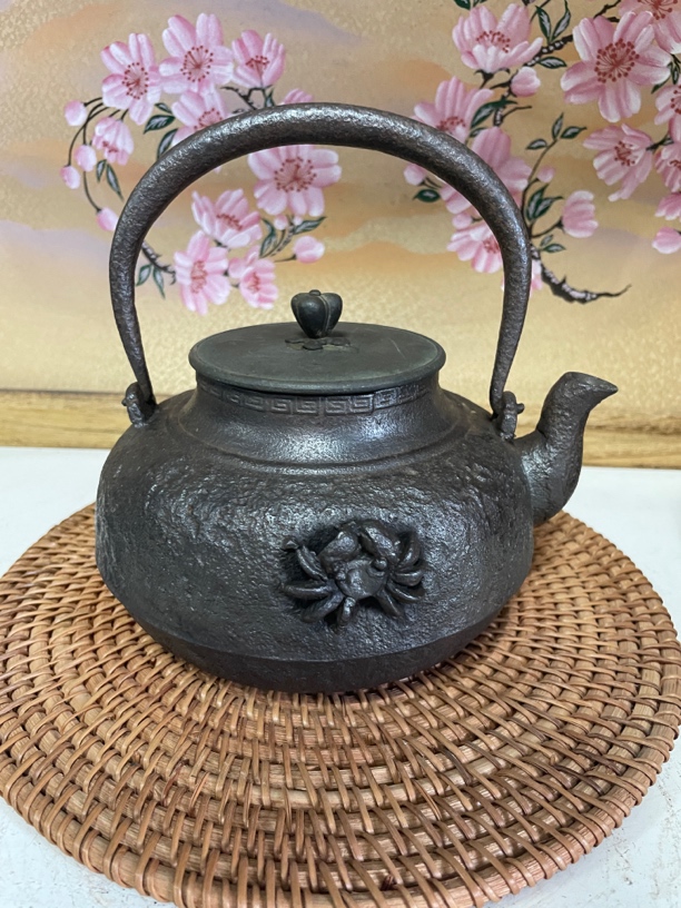 上田照房老铁壶，明治时期