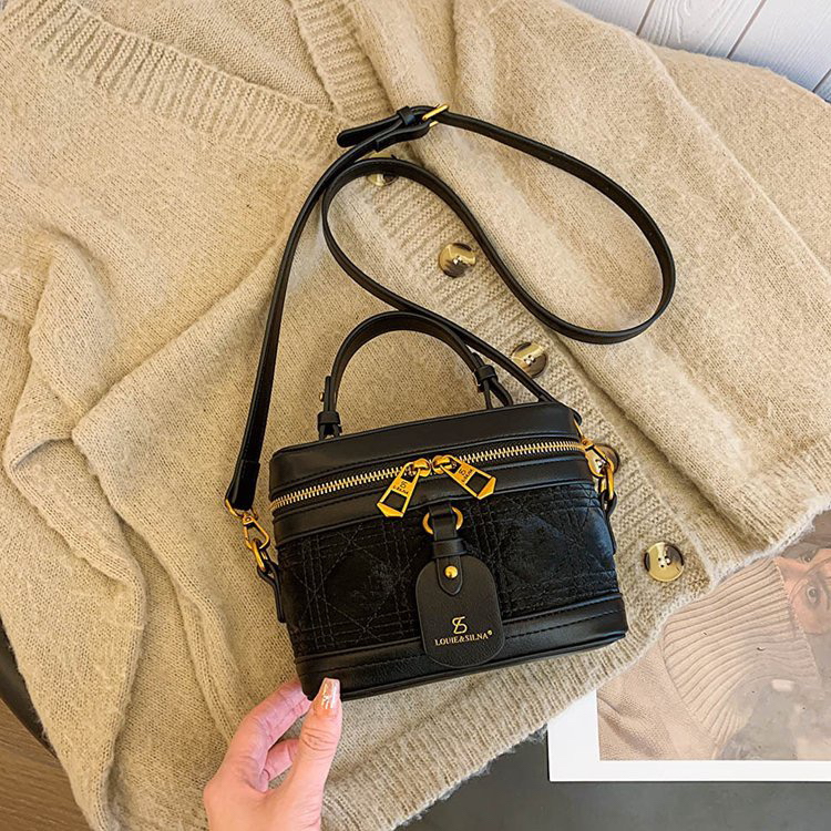 爆款包包女新款秋冬高级感菱格手提盒子包百搭休闲百搭单肩斜挎包