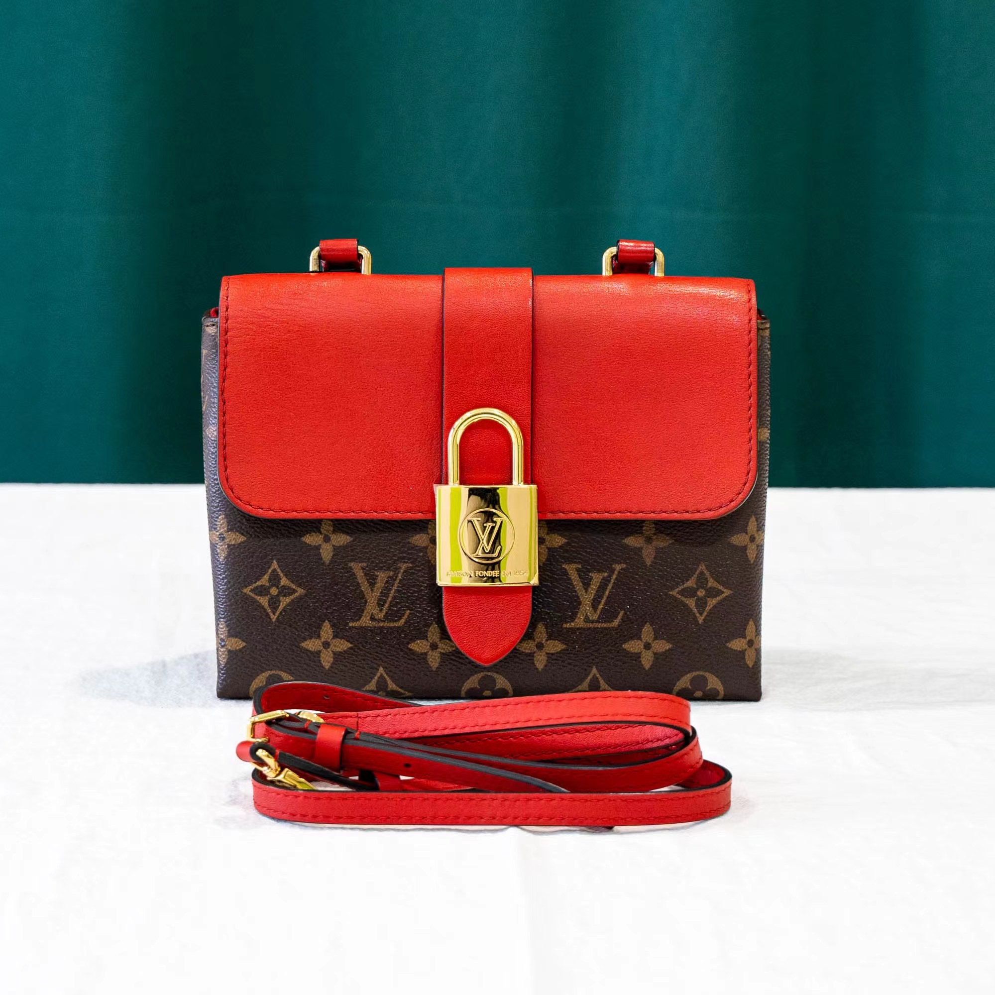 95新 LouisVuitton/路易威登  locky bb 单肩锁头包 编码：808003
