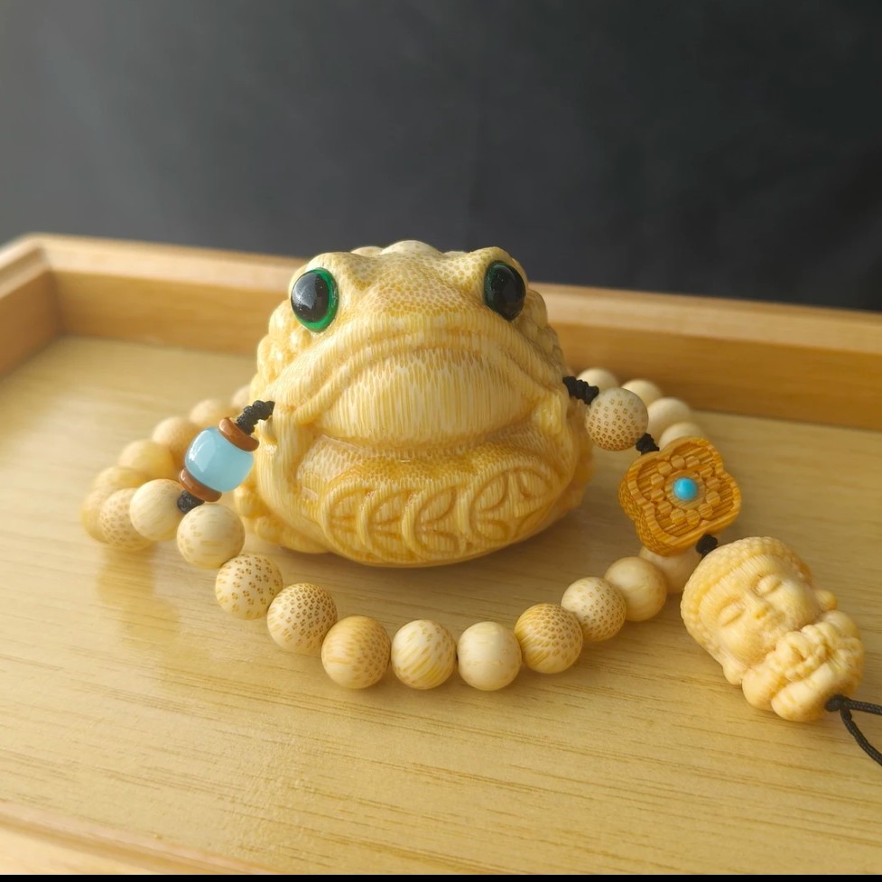 【腰缠万贯金蟾】5.5cm+鹰嘴蟾 摆件 高密度 手把件  实心竹雕刻 