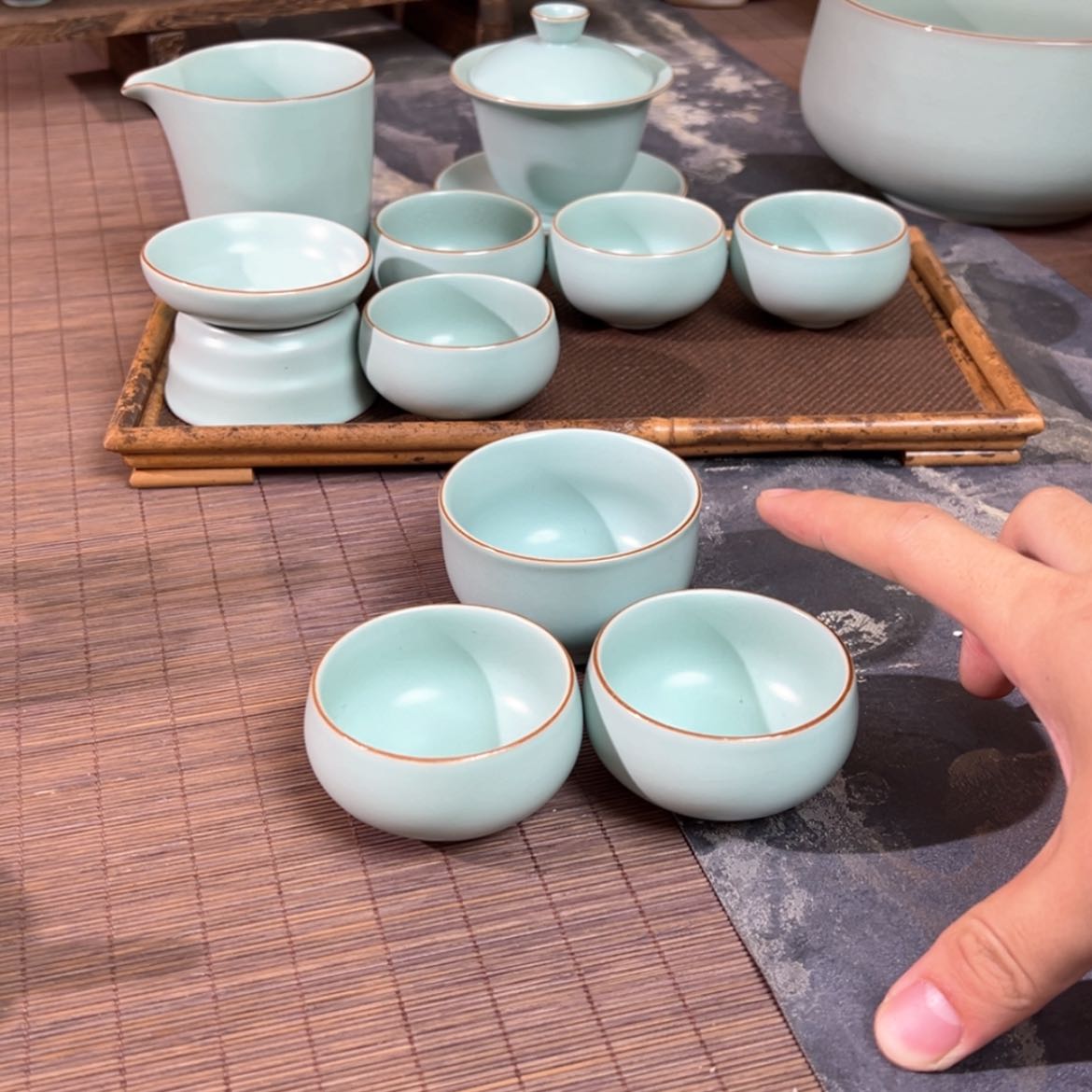 【闪购商品】汝瓷谁**?