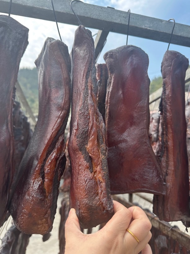 烟熏腊肉修水特产五花肉后腿肉腊猪脚江西农家火腿制品腌排骨500g