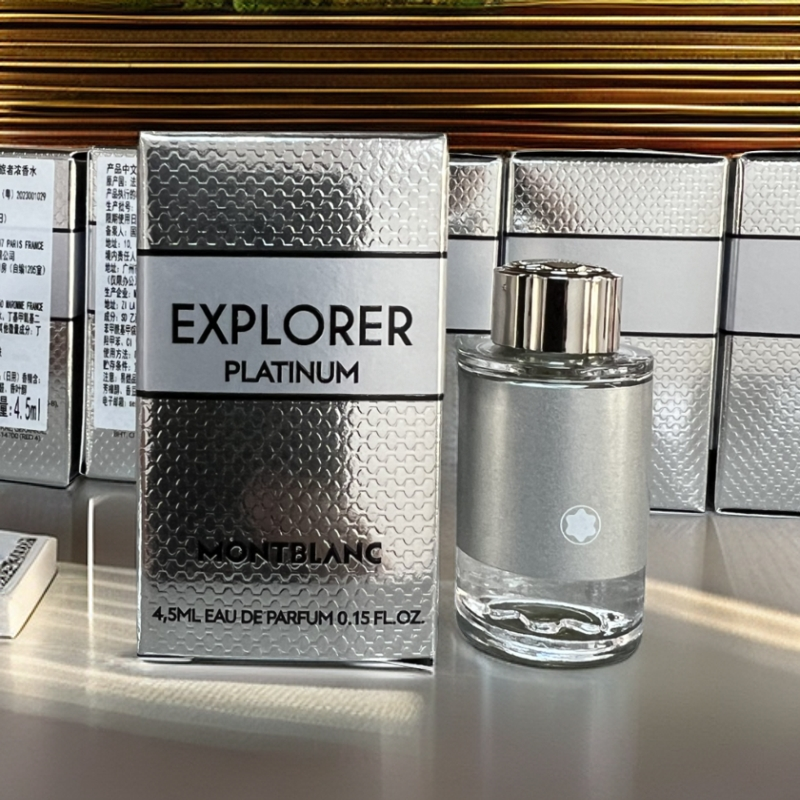 Montblanc/万宝龙4.5ml  冰峰旅者浓香水  Q版 迷你 