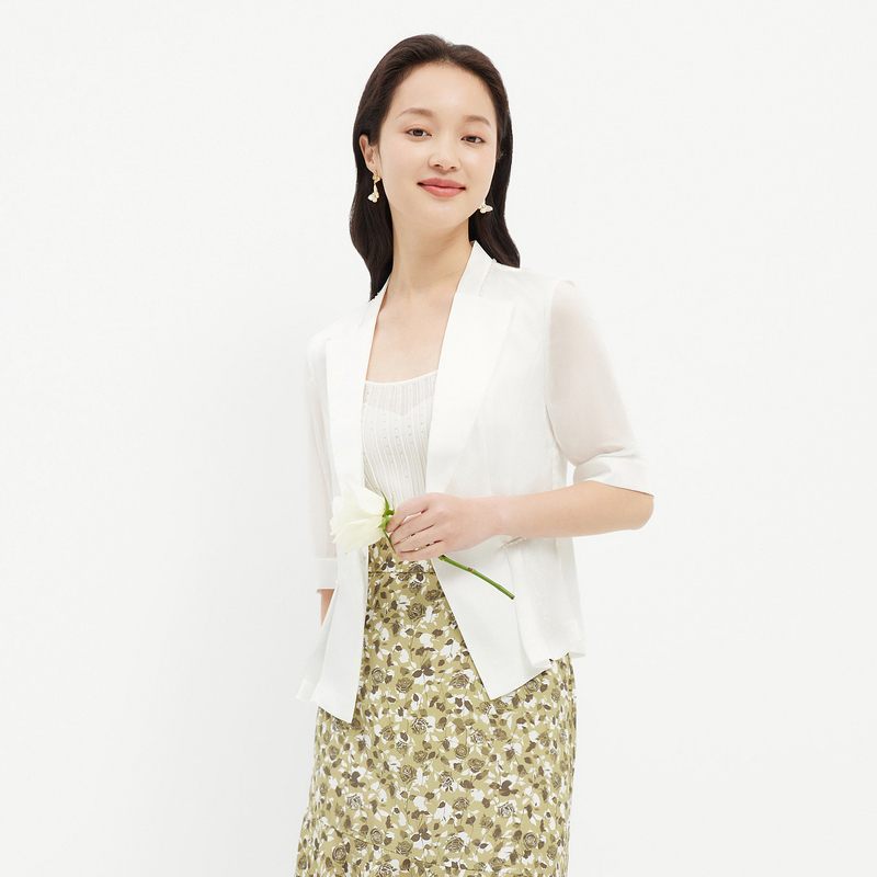 【情人节】【珂莱蒂尔Koradior】薄款白色西装外套收腰显瘦短袖