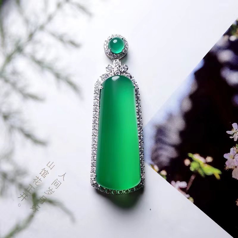 玉小安珠宝天然玉石冰透饱满无纹无裂大无事牌吊坠气质百搭