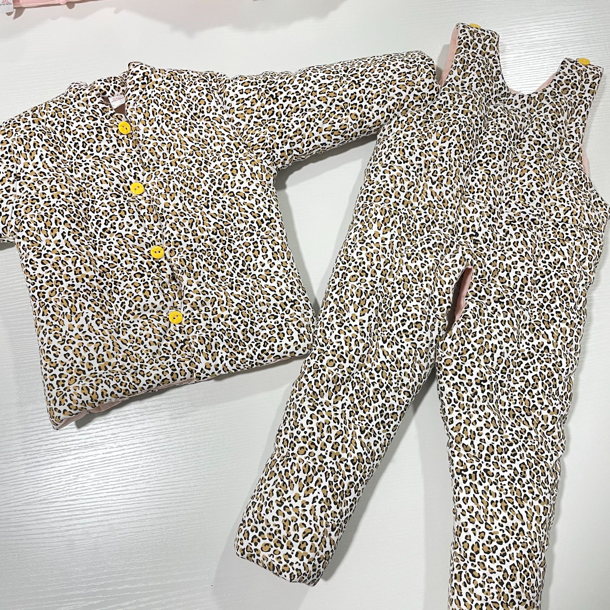 宝宝分体背带棉花衣手工缝制天然棉花冬季加厚豹纹