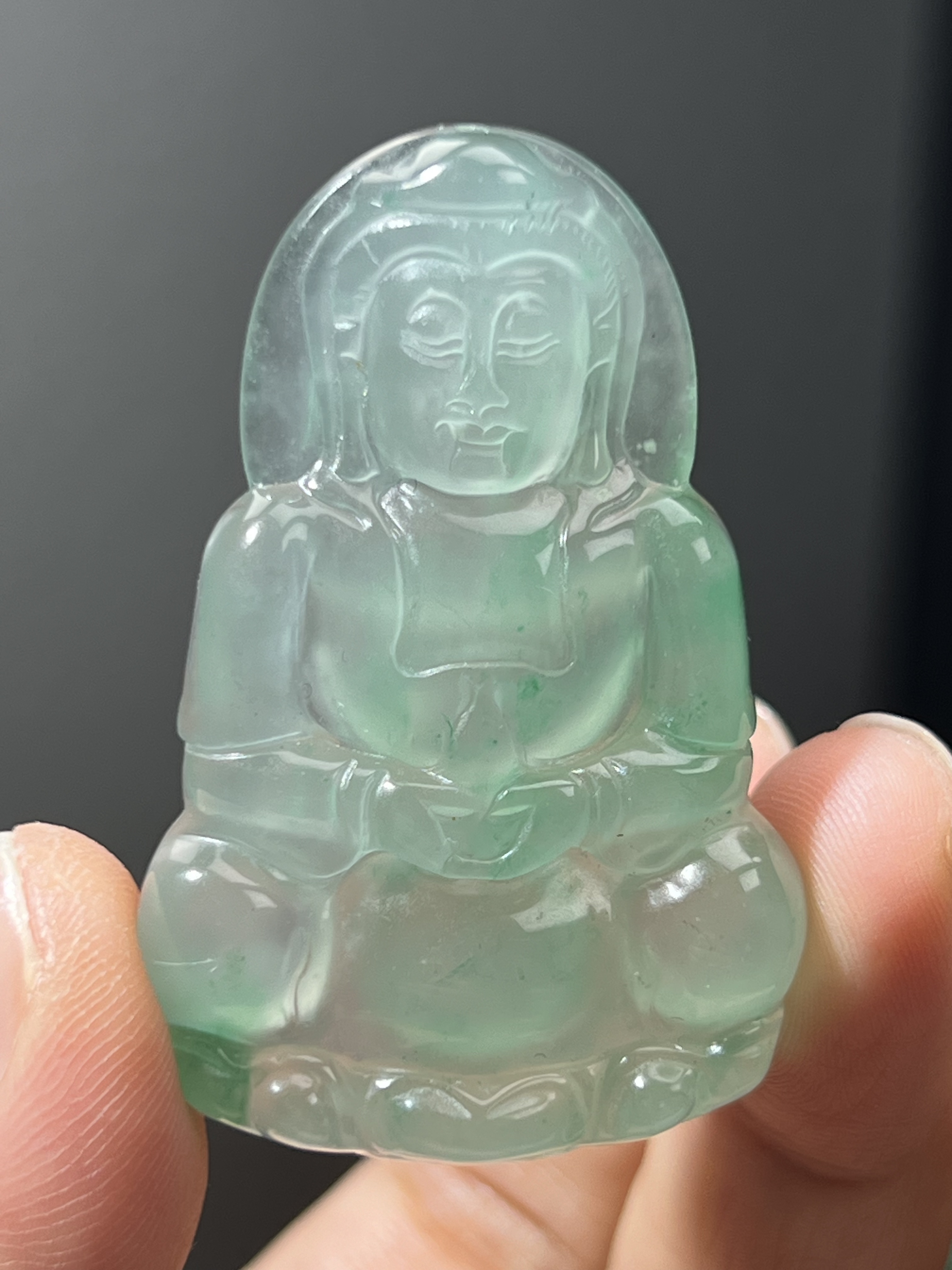 独龙玉冰飘花观音挂件