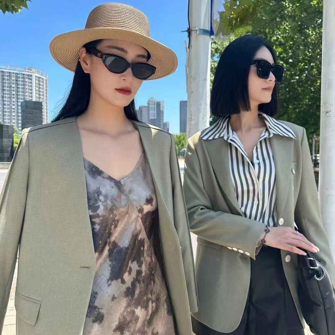 皓宇品牌女装1971-1980