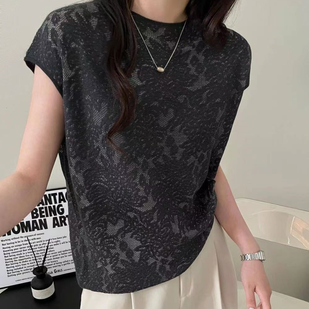 （新疆包邮）气质暗纹小毛衫