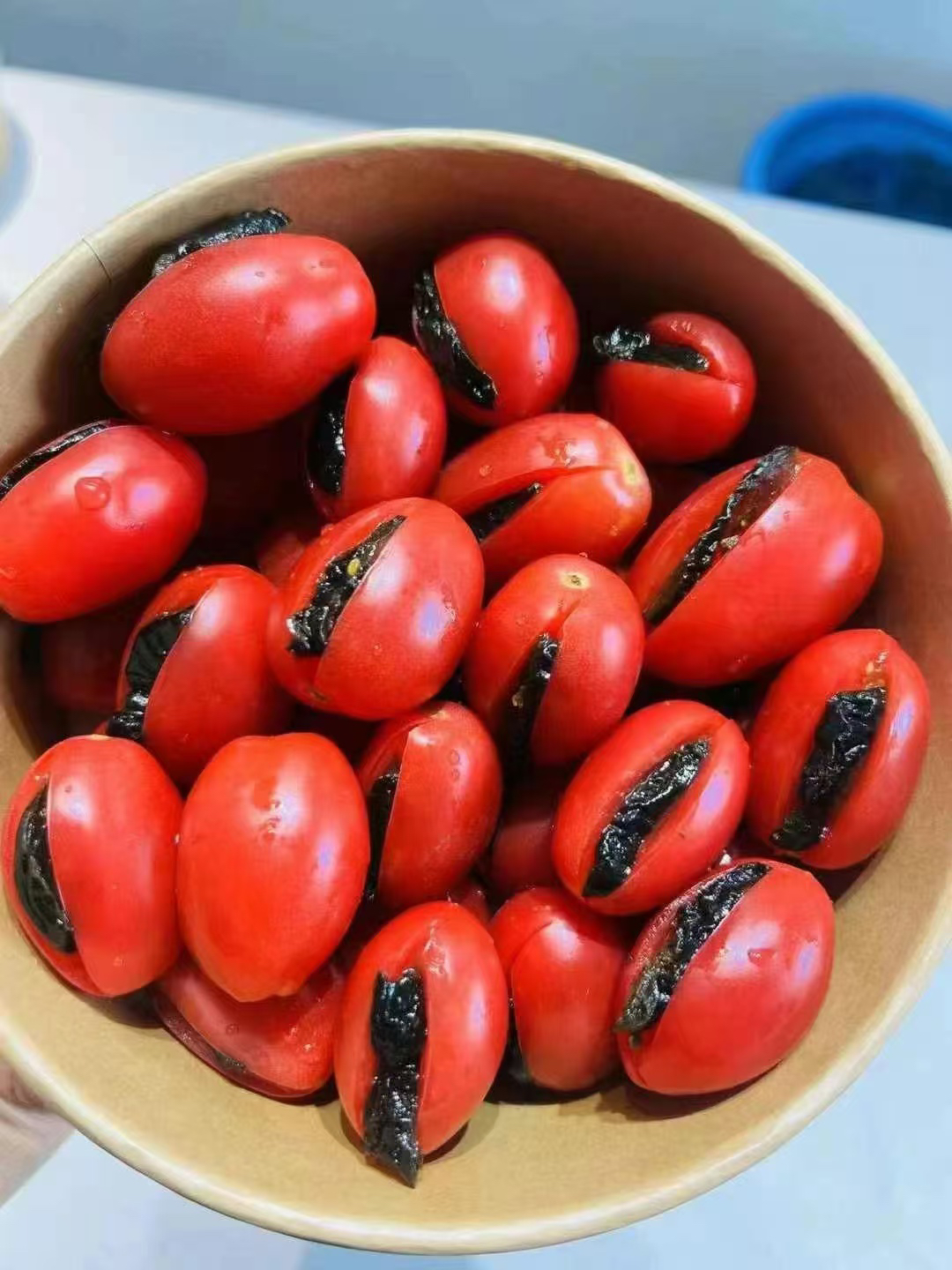 番茄夹乌梅600克左右