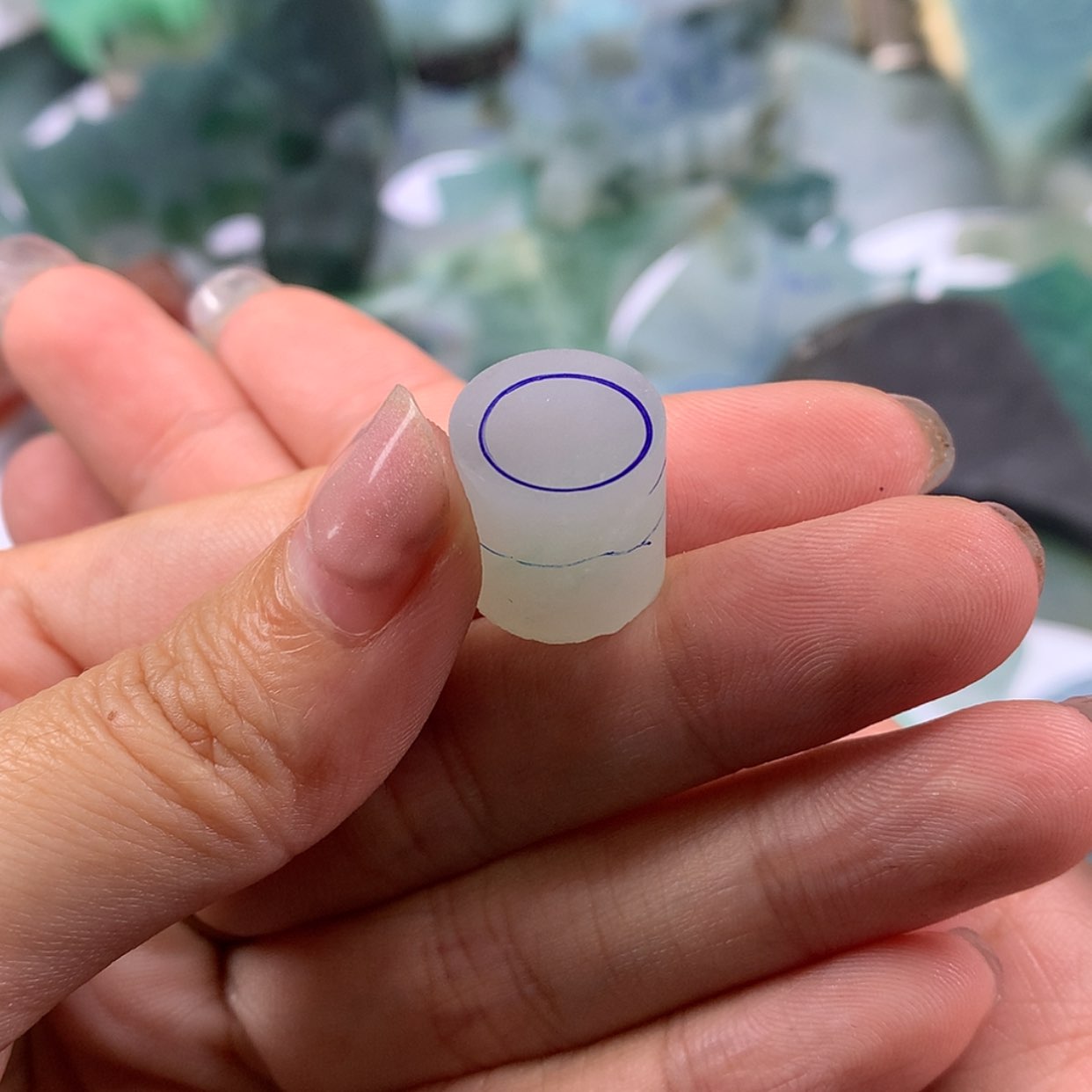 【闪购商品】定制翡翠未镶嵌小***鱼