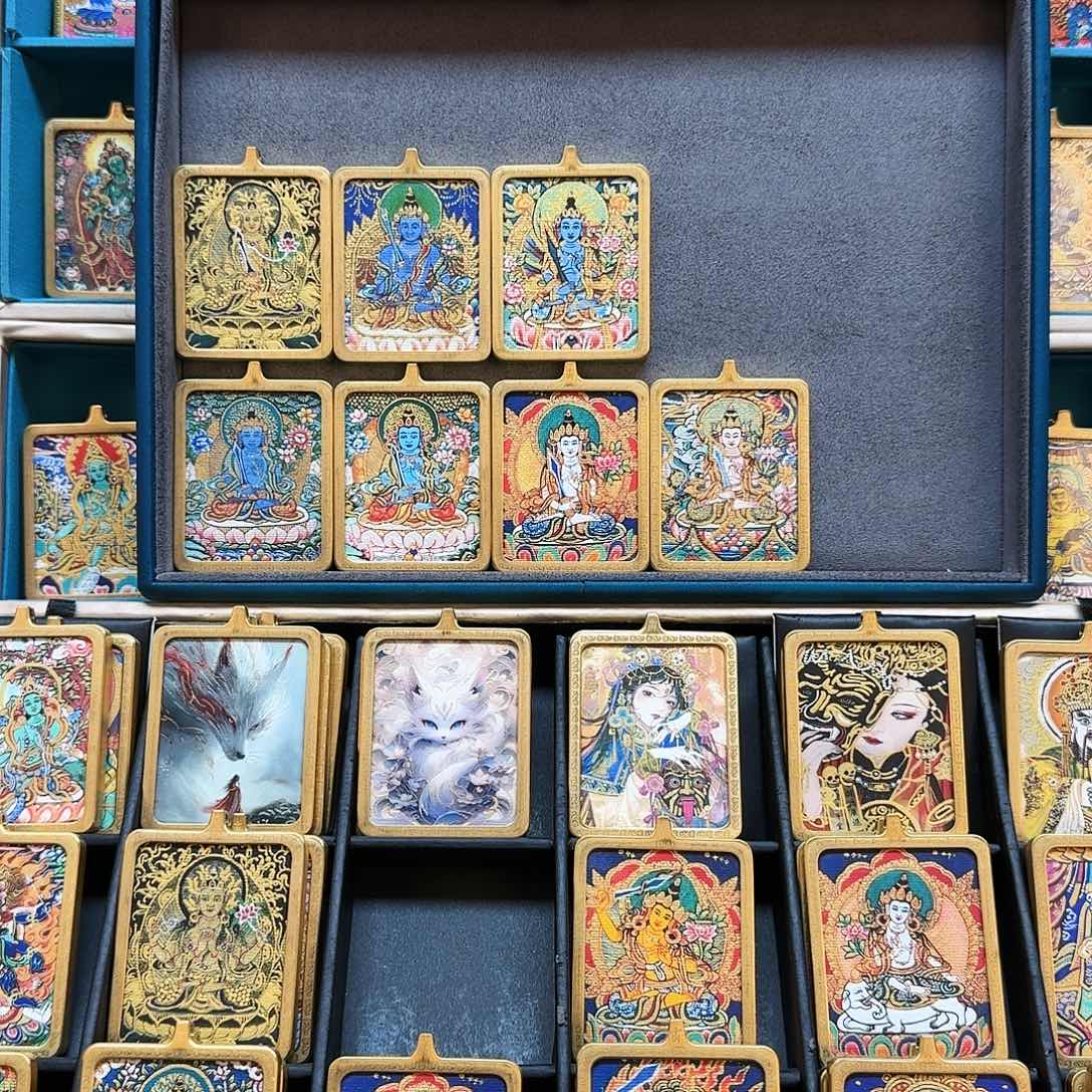 吊坠雷*唐卡………………