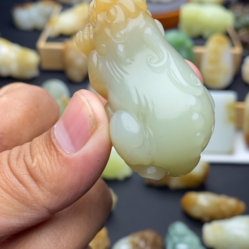 【闪购商品】和田玉手把件未镶嵌向****赚
