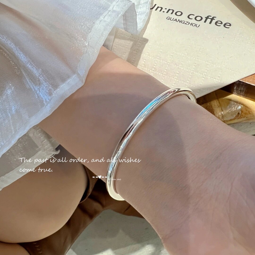 足银手镯 银手镯女999.9纯银素圈光面闭口实心简约小众足银镯子